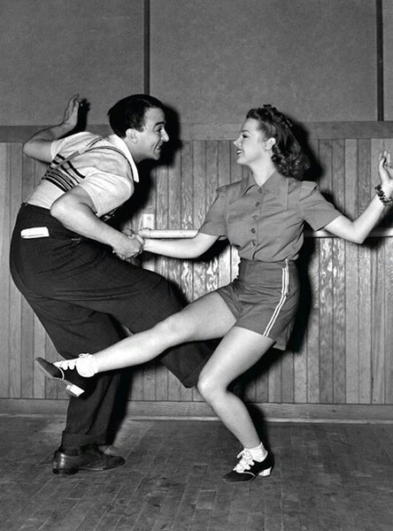 Танцы середины XX века